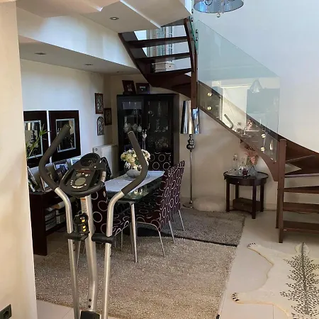 Five Stars Maisonette Holiday home