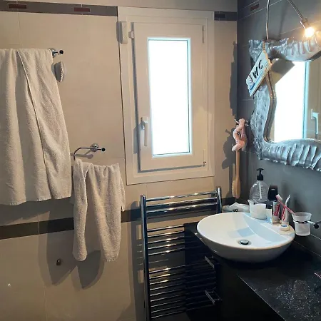 بيت للعطل Five Stars Maisonette *